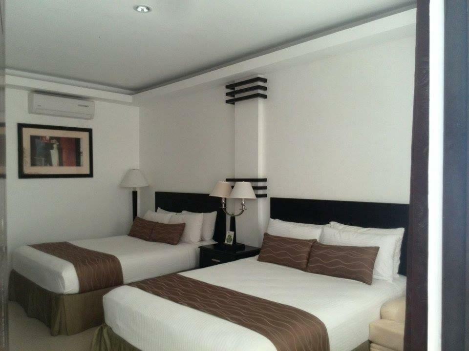 Chateau De Boracay Balabag  Exterior photo